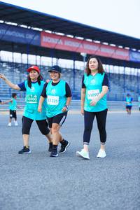 BIB: 51097, 50400, 51225
                            <button type="button" onclick="openModal(10505230)" class="btn btn-primary btn-sm float-right btn-popup" data-toggle="modal" data-target=".modal-high-quality">
                        <i class="fas fa-shopping-cart"></i> Add to Cart
                    </button>
                                            <button type="button" onclick="isThisMe(10505230, true)" class="btn btn-success btn-sm float-right btn-popup btn-isme hidden" data-toggle="tooltip" data-placement="bottom" title="นี่คือรูปของคุณใช่ไหม คลิกที่นี่เพื่อเอาเข้าอัลบั้ม">
                        <i class="fas fa-plus"></i> Add to album
                    </button>
                    <button type="button" onclick="isThisMe(10505230, false)" class="btn btn-warning btn-sm float-right btn-popup btn-isnotme hidden">
                        <i class="fas fa-ban"></i> Remove from album
                    </button>