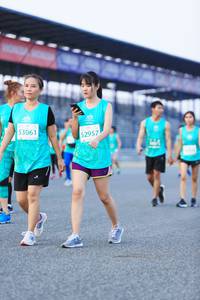 BIB: 53061, 52957, 
                            <button type="button" onclick="openModal(10491163)" class="btn btn-primary btn-sm float-right btn-popup" data-toggle="modal" data-target=".modal-high-quality">
                        <i class="fas fa-shopping-cart"></i> Add to Cart
                    </button>
                                            <button type="button" onclick="isThisMe(10491163, true)" class="btn btn-success btn-sm float-right btn-popup btn-isme hidden" data-toggle="tooltip" data-placement="bottom" title="นี่คือรูปของคุณใช่ไหม คลิกที่นี่เพื่อเอาเข้าอัลบั้ม">
                        <i class="fas fa-plus"></i> Add to album
                    </button>
                    <button type="button" onclick="isThisMe(10491163, false)" class="btn btn-warning btn-sm float-right btn-popup btn-isnotme hidden">
                        <i class="fas fa-ban"></i> Remove from album
                    </button>