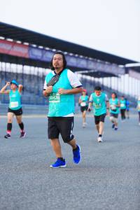 BIB: 50426
                            <button type="button" onclick="openModal(10483966)" class="btn btn-primary btn-sm float-right btn-popup" data-toggle="modal" data-target=".modal-high-quality">
                        <i class="fas fa-shopping-cart"></i> Add to Cart
                    </button>
                                            <button type="button" onclick="isThisMe(10483966, true)" class="btn btn-success btn-sm float-right btn-popup btn-isme hidden" data-toggle="tooltip" data-placement="bottom" title="นี่คือรูปของคุณใช่ไหม คลิกที่นี่เพื่อเอาเข้าอัลบั้ม">
                        <i class="fas fa-plus"></i> Add to album
                    </button>
                    <button type="button" onclick="isThisMe(10483966, false)" class="btn btn-warning btn-sm float-right btn-popup btn-isnotme hidden">
                        <i class="fas fa-ban"></i> Remove from album
                    </button>