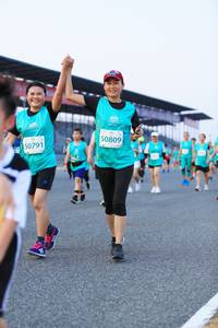 BIB: 50809, 50791
                            <button type="button" onclick="openModal(10491132)" class="btn btn-primary btn-sm float-right btn-popup" data-toggle="modal" data-target=".modal-high-quality">
                        <i class="fas fa-shopping-cart"></i> Add to Cart
                    </button>
                                            <button type="button" onclick="isThisMe(10491132, true)" class="btn btn-success btn-sm float-right btn-popup btn-isme hidden" data-toggle="tooltip" data-placement="bottom" title="นี่คือรูปของคุณใช่ไหม คลิกที่นี่เพื่อเอาเข้าอัลบั้ม">
                        <i class="fas fa-plus"></i> Add to album
                    </button>
                    <button type="button" onclick="isThisMe(10491132, false)" class="btn btn-warning btn-sm float-right btn-popup btn-isnotme hidden">
                        <i class="fas fa-ban"></i> Remove from album
                    </button>