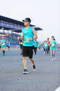 BIB: 5189
                            <button type="button" onclick="openModal(10476005)" class="btn btn-primary btn-sm float-right btn-popup" data-toggle="modal" data-target=".modal-high-quality">
                        <i class="fas fa-shopping-cart"></i> Add to Cart
                    </button>
                                            <button type="button" onclick="isThisMe(10476005, true)" class="btn btn-success btn-sm float-right btn-popup btn-isme hidden" data-toggle="tooltip" data-placement="bottom" title="นี่คือรูปของคุณใช่ไหม คลิกที่นี่เพื่อเอาเข้าอัลบั้ม">
                        <i class="fas fa-plus"></i> Add to album
                    </button>
                    <button type="button" onclick="isThisMe(10476005, false)" class="btn btn-warning btn-sm float-right btn-popup btn-isnotme hidden">
                        <i class="fas fa-ban"></i> Remove from album
                    </button>