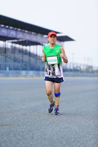 BIB: 52526
                            <button type="button" onclick="openModal(10452464)" class="btn btn-primary btn-sm float-right btn-popup" data-toggle="modal" data-target=".modal-high-quality">
                        <i class="fas fa-shopping-cart"></i> Add to Cart
                    </button>
                                            <button type="button" onclick="isThisMe(10452464, true)" class="btn btn-success btn-sm float-right btn-popup btn-isme hidden" data-toggle="tooltip" data-placement="bottom" title="นี่คือรูปของคุณใช่ไหม คลิกที่นี่เพื่อเอาเข้าอัลบั้ม">
                        <i class="fas fa-plus"></i> Add to album
                    </button>
                    <button type="button" onclick="isThisMe(10452464, false)" class="btn btn-warning btn-sm float-right btn-popup btn-isnotme hidden">
                        <i class="fas fa-ban"></i> Remove from album
                    </button>