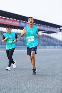 BIB: 52000, 53077
                            <button type="button" onclick="openModal(10453030)" class="btn btn-primary btn-sm float-right btn-popup" data-toggle="modal" data-target=".modal-high-quality">
                        <i class="fas fa-shopping-cart"></i> Add to Cart
                    </button>
                                            <button type="button" onclick="isThisMe(10453030, true)" class="btn btn-success btn-sm float-right btn-popup btn-isme hidden" data-toggle="tooltip" data-placement="bottom" title="นี่คือรูปของคุณใช่ไหม คลิกที่นี่เพื่อเอาเข้าอัลบั้ม">
                        <i class="fas fa-plus"></i> Add to album
                    </button>
                    <button type="button" onclick="isThisMe(10453030, false)" class="btn btn-warning btn-sm float-right btn-popup btn-isnotme hidden">
                        <i class="fas fa-ban"></i> Remove from album
                    </button>