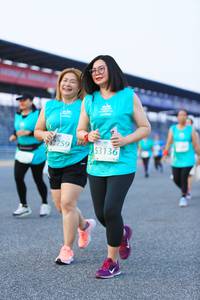 BIB: 259, 53136
                            <button type="button" onclick="openModal(10494312)" class="btn btn-primary btn-sm float-right btn-popup" data-toggle="modal" data-target=".modal-high-quality">
                        <i class="fas fa-shopping-cart"></i> Add to Cart
                    </button>
                                            <button type="button" onclick="isThisMe(10494312, true)" class="btn btn-success btn-sm float-right btn-popup btn-isme hidden" data-toggle="tooltip" data-placement="bottom" title="นี่คือรูปของคุณใช่ไหม คลิกที่นี่เพื่อเอาเข้าอัลบั้ม">
                        <i class="fas fa-plus"></i> Add to album
                    </button>
                    <button type="button" onclick="isThisMe(10494312, false)" class="btn btn-warning btn-sm float-right btn-popup btn-isnotme hidden">
                        <i class="fas fa-ban"></i> Remove from album
                    </button>