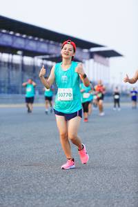 BIB: 50770
                            <button type="button" onclick="openModal(10476137)" class="btn btn-primary btn-sm float-right btn-popup" data-toggle="modal" data-target=".modal-high-quality">
                        <i class="fas fa-shopping-cart"></i> Add to Cart
                    </button>
                                            <button type="button" onclick="isThisMe(10476137, true)" class="btn btn-success btn-sm float-right btn-popup btn-isme hidden" data-toggle="tooltip" data-placement="bottom" title="นี่คือรูปของคุณใช่ไหม คลิกที่นี่เพื่อเอาเข้าอัลบั้ม">
                        <i class="fas fa-plus"></i> Add to album
                    </button>
                    <button type="button" onclick="isThisMe(10476137, false)" class="btn btn-warning btn-sm float-right btn-popup btn-isnotme hidden">
                        <i class="fas fa-ban"></i> Remove from album
                    </button>