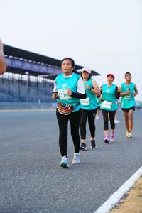 BIB: 5319, 2802
                            <button type="button" onclick="openModal(10475531)" class="btn btn-primary btn-sm float-right btn-popup" data-toggle="modal" data-target=".modal-high-quality">
                        <i class="fas fa-shopping-cart"></i> Add to Cart
                    </button>
                                            <button type="button" onclick="isThisMe(10475531, true)" class="btn btn-success btn-sm float-right btn-popup btn-isme hidden" data-toggle="tooltip" data-placement="bottom" title="นี่คือรูปของคุณใช่ไหม คลิกที่นี่เพื่อเอาเข้าอัลบั้ม">
                        <i class="fas fa-plus"></i> Add to album
                    </button>
                    <button type="button" onclick="isThisMe(10475531, false)" class="btn btn-warning btn-sm float-right btn-popup btn-isnotme hidden">
                        <i class="fas fa-ban"></i> Remove from album
                    </button>