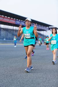 BIB: 0934, 50958, 
                            <button type="button" onclick="openModal(10485603)" class="btn btn-primary btn-sm float-right btn-popup" data-toggle="modal" data-target=".modal-high-quality">
                        <i class="fas fa-shopping-cart"></i> Add to Cart
                    </button>
                                            <button type="button" onclick="isThisMe(10485603, true)" class="btn btn-success btn-sm float-right btn-popup btn-isme hidden" data-toggle="tooltip" data-placement="bottom" title="นี่คือรูปของคุณใช่ไหม คลิกที่นี่เพื่อเอาเข้าอัลบั้ม">
                        <i class="fas fa-plus"></i> Add to album
                    </button>
                    <button type="button" onclick="isThisMe(10485603, false)" class="btn btn-warning btn-sm float-right btn-popup btn-isnotme hidden">
                        <i class="fas fa-ban"></i> Remove from album
                    </button>