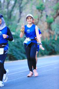 BIB: 213
                            <button type="button" onclick="openModal(12128141)" class="btn btn-primary btn-sm float-right btn-popup" data-toggle="modal" data-target=".modal-high-quality">
                        <i class="fas fa-shopping-cart"></i> Add to Cart
                    </button>
                                            <button type="button" onclick="isThisMe(12128141, true)" class="btn btn-success btn-sm float-right btn-popup btn-isme hidden" data-toggle="tooltip" data-placement="bottom" title="นี่คือรูปของคุณใช่ไหม คลิกที่นี่เพื่อเอาเข้าอัลบั้ม">
                        <i class="fas fa-plus"></i> Add to album
                    </button>
                    <button type="button" onclick="isThisMe(12128141, false)" class="btn btn-warning btn-sm float-right btn-popup btn-isnotme hidden">
                        <i class="fas fa-ban"></i> Remove from album
                    </button>