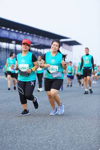 BIB: 2875, 52882
                            <button type="button" onclick="openModal(10491095)" class="btn btn-primary btn-sm float-right btn-popup" data-toggle="modal" data-target=".modal-high-quality">
                        <i class="fas fa-shopping-cart"></i> Add to Cart
                    </button>
                                            <button type="button" onclick="isThisMe(10491095, true)" class="btn btn-success btn-sm float-right btn-popup btn-isme hidden" data-toggle="tooltip" data-placement="bottom" title="นี่คือรูปของคุณใช่ไหม คลิกที่นี่เพื่อเอาเข้าอัลบั้ม">
                        <i class="fas fa-plus"></i> Add to album
                    </button>
                    <button type="button" onclick="isThisMe(10491095, false)" class="btn btn-warning btn-sm float-right btn-popup btn-isnotme hidden">
                        <i class="fas fa-ban"></i> Remove from album
                    </button>