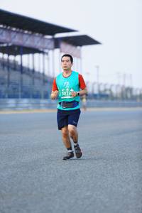 BIB: 5013
                            <button type="button" onclick="openModal(10452586)" class="btn btn-primary btn-sm float-right btn-popup" data-toggle="modal" data-target=".modal-high-quality">
                        <i class="fas fa-shopping-cart"></i> Add to Cart
                    </button>
                                            <button type="button" onclick="isThisMe(10452586, true)" class="btn btn-success btn-sm float-right btn-popup btn-isme hidden" data-toggle="tooltip" data-placement="bottom" title="นี่คือรูปของคุณใช่ไหม คลิกที่นี่เพื่อเอาเข้าอัลบั้ม">
                        <i class="fas fa-plus"></i> Add to album
                    </button>
                    <button type="button" onclick="isThisMe(10452586, false)" class="btn btn-warning btn-sm float-right btn-popup btn-isnotme hidden">
                        <i class="fas fa-ban"></i> Remove from album
                    </button>