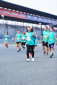 BIB: 1617, 0792, 
                            <button type="button" onclick="openModal(10486256)" class="btn btn-primary btn-sm float-right btn-popup" data-toggle="modal" data-target=".modal-high-quality">
                        <i class="fas fa-shopping-cart"></i> Add to Cart
                    </button>
                                            <button type="button" onclick="isThisMe(10486256, true)" class="btn btn-success btn-sm float-right btn-popup btn-isme hidden" data-toggle="tooltip" data-placement="bottom" title="นี่คือรูปของคุณใช่ไหม คลิกที่นี่เพื่อเอาเข้าอัลบั้ม">
                        <i class="fas fa-plus"></i> Add to album
                    </button>
                    <button type="button" onclick="isThisMe(10486256, false)" class="btn btn-warning btn-sm float-right btn-popup btn-isnotme hidden">
                        <i class="fas fa-ban"></i> Remove from album
                    </button>