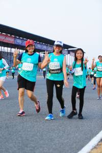 BIB: 2294, 52757
                            <button type="button" onclick="openModal(10485451)" class="btn btn-primary btn-sm float-right btn-popup" data-toggle="modal" data-target=".modal-high-quality">
                        <i class="fas fa-shopping-cart"></i> Add to Cart
                    </button>
                                            <button type="button" onclick="isThisMe(10485451, true)" class="btn btn-success btn-sm float-right btn-popup btn-isme hidden" data-toggle="tooltip" data-placement="bottom" title="นี่คือรูปของคุณใช่ไหม คลิกที่นี่เพื่อเอาเข้าอัลบั้ม">
                        <i class="fas fa-plus"></i> Add to album
                    </button>
                    <button type="button" onclick="isThisMe(10485451, false)" class="btn btn-warning btn-sm float-right btn-popup btn-isnotme hidden">
                        <i class="fas fa-ban"></i> Remove from album
                    </button>