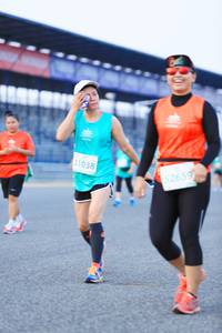 BIB: 1038, 52659
                            <button type="button" onclick="openModal(10496577)" class="btn btn-primary btn-sm float-right btn-popup" data-toggle="modal" data-target=".modal-high-quality">
                        <i class="fas fa-shopping-cart"></i> Add to Cart
                    </button>
                                            <button type="button" onclick="isThisMe(10496577, true)" class="btn btn-success btn-sm float-right btn-popup btn-isme hidden" data-toggle="tooltip" data-placement="bottom" title="นี่คือรูปของคุณใช่ไหม คลิกที่นี่เพื่อเอาเข้าอัลบั้ม">
                        <i class="fas fa-plus"></i> Add to album
                    </button>
                    <button type="button" onclick="isThisMe(10496577, false)" class="btn btn-warning btn-sm float-right btn-popup btn-isnotme hidden">
                        <i class="fas fa-ban"></i> Remove from album
                    </button>