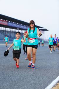 BIB: 52746, 51512
                            <button type="button" onclick="openModal(10489509)" class="btn btn-primary btn-sm float-right btn-popup" data-toggle="modal" data-target=".modal-high-quality">
                        <i class="fas fa-shopping-cart"></i> Add to Cart
                    </button>
                                            <button type="button" onclick="isThisMe(10489509, true)" class="btn btn-success btn-sm float-right btn-popup btn-isme hidden" data-toggle="tooltip" data-placement="bottom" title="นี่คือรูปของคุณใช่ไหม คลิกที่นี่เพื่อเอาเข้าอัลบั้ม">
                        <i class="fas fa-plus"></i> Add to album
                    </button>
                    <button type="button" onclick="isThisMe(10489509, false)" class="btn btn-warning btn-sm float-right btn-popup btn-isnotme hidden">
                        <i class="fas fa-ban"></i> Remove from album
                    </button>