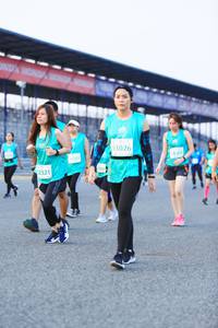 BIB: 53026, 11282, 52321
                            <button type="button" onclick="openModal(10489646)" class="btn btn-primary btn-sm float-right btn-popup" data-toggle="modal" data-target=".modal-high-quality">
                        <i class="fas fa-shopping-cart"></i> Add to Cart
                    </button>
                                            <button type="button" onclick="isThisMe(10489646, true)" class="btn btn-success btn-sm float-right btn-popup btn-isme hidden" data-toggle="tooltip" data-placement="bottom" title="นี่คือรูปของคุณใช่ไหม คลิกที่นี่เพื่อเอาเข้าอัลบั้ม">
                        <i class="fas fa-plus"></i> Add to album
                    </button>
                    <button type="button" onclick="isThisMe(10489646, false)" class="btn btn-warning btn-sm float-right btn-popup btn-isnotme hidden">
                        <i class="fas fa-ban"></i> Remove from album
                    </button>