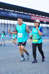BIB: 3289, 51910
                            <button type="button" onclick="openModal(10502952)" class="btn btn-primary btn-sm float-right btn-popup" data-toggle="modal" data-target=".modal-high-quality">
                        <i class="fas fa-shopping-cart"></i> Add to Cart
                    </button>
                                            <button type="button" onclick="isThisMe(10502952, true)" class="btn btn-success btn-sm float-right btn-popup btn-isme hidden" data-toggle="tooltip" data-placement="bottom" title="นี่คือรูปของคุณใช่ไหม คลิกที่นี่เพื่อเอาเข้าอัลบั้ม">
                        <i class="fas fa-plus"></i> Add to album
                    </button>
                    <button type="button" onclick="isThisMe(10502952, false)" class="btn btn-warning btn-sm float-right btn-popup btn-isnotme hidden">
                        <i class="fas fa-ban"></i> Remove from album
                    </button>