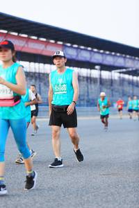 BIB: 0912, 52003
                            <button type="button" onclick="openModal(10475705)" class="btn btn-primary btn-sm float-right btn-popup" data-toggle="modal" data-target=".modal-high-quality">
                        <i class="fas fa-shopping-cart"></i> Add to Cart
                    </button>
                                            <button type="button" onclick="isThisMe(10475705, true)" class="btn btn-success btn-sm float-right btn-popup btn-isme hidden" data-toggle="tooltip" data-placement="bottom" title="นี่คือรูปของคุณใช่ไหม คลิกที่นี่เพื่อเอาเข้าอัลบั้ม">
                        <i class="fas fa-plus"></i> Add to album
                    </button>
                    <button type="button" onclick="isThisMe(10475705, false)" class="btn btn-warning btn-sm float-right btn-popup btn-isnotme hidden">
                        <i class="fas fa-ban"></i> Remove from album
                    </button>