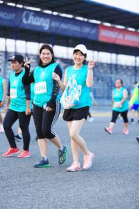 BIB: 51243, 037
                            <button type="button" onclick="openModal(10498744)" class="btn btn-primary btn-sm float-right btn-popup" data-toggle="modal" data-target=".modal-high-quality">
                        <i class="fas fa-shopping-cart"></i> Add to Cart
                    </button>
                                            <button type="button" onclick="isThisMe(10498744, true)" class="btn btn-success btn-sm float-right btn-popup btn-isme hidden" data-toggle="tooltip" data-placement="bottom" title="นี่คือรูปของคุณใช่ไหม คลิกที่นี่เพื่อเอาเข้าอัลบั้ม">
                        <i class="fas fa-plus"></i> Add to album
                    </button>
                    <button type="button" onclick="isThisMe(10498744, false)" class="btn btn-warning btn-sm float-right btn-popup btn-isnotme hidden">
                        <i class="fas fa-ban"></i> Remove from album
                    </button>