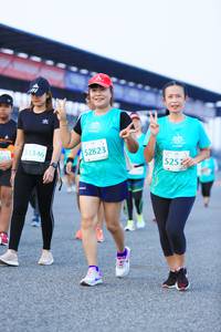 BIB: 52823, 525
                            <button type="button" onclick="openModal(10502313)" class="btn btn-primary btn-sm float-right btn-popup" data-toggle="modal" data-target=".modal-high-quality">
                        <i class="fas fa-shopping-cart"></i> Add to Cart
                    </button>
                                            <button type="button" onclick="isThisMe(10502313, true)" class="btn btn-success btn-sm float-right btn-popup btn-isme hidden" data-toggle="tooltip" data-placement="bottom" title="นี่คือรูปของคุณใช่ไหม คลิกที่นี่เพื่อเอาเข้าอัลบั้ม">
                        <i class="fas fa-plus"></i> Add to album
                    </button>
                    <button type="button" onclick="isThisMe(10502313, false)" class="btn btn-warning btn-sm float-right btn-popup btn-isnotme hidden">
                        <i class="fas fa-ban"></i> Remove from album
                    </button>