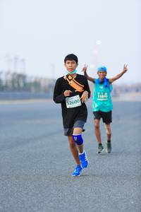 BIB: 1890, 52600
                            <button type="button" onclick="openModal(10446713)" class="btn btn-primary btn-sm float-right btn-popup" data-toggle="modal" data-target=".modal-high-quality">
                        <i class="fas fa-shopping-cart"></i> Add to Cart
                    </button>
                                            <button type="button" onclick="isThisMe(10446713, true)" class="btn btn-success btn-sm float-right btn-popup btn-isme hidden" data-toggle="tooltip" data-placement="bottom" title="นี่คือรูปของคุณใช่ไหม คลิกที่นี่เพื่อเอาเข้าอัลบั้ม">
                        <i class="fas fa-plus"></i> Add to album
                    </button>
                    <button type="button" onclick="isThisMe(10446713, false)" class="btn btn-warning btn-sm float-right btn-popup btn-isnotme hidden">
                        <i class="fas fa-ban"></i> Remove from album
                    </button>