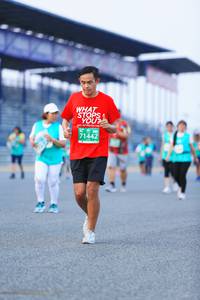 BIB: 71442
                            <button type="button" onclick="openModal(10492011)" class="btn btn-primary btn-sm float-right btn-popup" data-toggle="modal" data-target=".modal-high-quality">
                        <i class="fas fa-shopping-cart"></i> Add to Cart
                    </button>
                                            <button type="button" onclick="isThisMe(10492011, true)" class="btn btn-success btn-sm float-right btn-popup btn-isme hidden" data-toggle="tooltip" data-placement="bottom" title="นี่คือรูปของคุณใช่ไหม คลิกที่นี่เพื่อเอาเข้าอัลบั้ม">
                        <i class="fas fa-plus"></i> Add to album
                    </button>
                    <button type="button" onclick="isThisMe(10492011, false)" class="btn btn-warning btn-sm float-right btn-popup btn-isnotme hidden">
                        <i class="fas fa-ban"></i> Remove from album
                    </button>