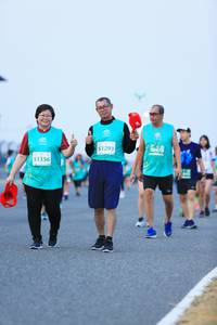 BIB: 51293, 50478, 51356
                            <button type="button" onclick="openModal(10504713)" class="btn btn-primary btn-sm float-right btn-popup" data-toggle="modal" data-target=".modal-high-quality">
                        <i class="fas fa-shopping-cart"></i> Add to Cart
                    </button>
                                            <button type="button" onclick="isThisMe(10504713, true)" class="btn btn-success btn-sm float-right btn-popup btn-isme hidden" data-toggle="tooltip" data-placement="bottom" title="นี่คือรูปของคุณใช่ไหม คลิกที่นี่เพื่อเอาเข้าอัลบั้ม">
                        <i class="fas fa-plus"></i> Add to album
                    </button>
                    <button type="button" onclick="isThisMe(10504713, false)" class="btn btn-warning btn-sm float-right btn-popup btn-isnotme hidden">
                        <i class="fas fa-ban"></i> Remove from album
                    </button>