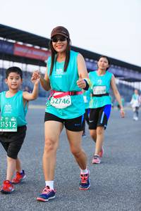 BIB: 53039, 52746, 51512
                            <button type="button" onclick="openModal(10489542)" class="btn btn-primary btn-sm float-right btn-popup" data-toggle="modal" data-target=".modal-high-quality">
                        <i class="fas fa-shopping-cart"></i> Add to Cart
                    </button>
                                            <button type="button" onclick="isThisMe(10489542, true)" class="btn btn-success btn-sm float-right btn-popup btn-isme hidden" data-toggle="tooltip" data-placement="bottom" title="นี่คือรูปของคุณใช่ไหม คลิกที่นี่เพื่อเอาเข้าอัลบั้ม">
                        <i class="fas fa-plus"></i> Add to album
                    </button>
                    <button type="button" onclick="isThisMe(10489542, false)" class="btn btn-warning btn-sm float-right btn-popup btn-isnotme hidden">
                        <i class="fas fa-ban"></i> Remove from album
                    </button>