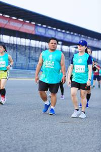 BIB: 52089, 52711, 0768
                            <button type="button" onclick="openModal(10495980)" class="btn btn-primary btn-sm float-right btn-popup" data-toggle="modal" data-target=".modal-high-quality">
                        <i class="fas fa-shopping-cart"></i> Add to Cart
                    </button>
                                            <button type="button" onclick="isThisMe(10495980, true)" class="btn btn-success btn-sm float-right btn-popup btn-isme hidden" data-toggle="tooltip" data-placement="bottom" title="นี่คือรูปของคุณใช่ไหม คลิกที่นี่เพื่อเอาเข้าอัลบั้ม">
                        <i class="fas fa-plus"></i> Add to album
                    </button>
                    <button type="button" onclick="isThisMe(10495980, false)" class="btn btn-warning btn-sm float-right btn-popup btn-isnotme hidden">
                        <i class="fas fa-ban"></i> Remove from album
                    </button>