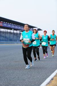 BIB: 5319, 2802
                            <button type="button" onclick="openModal(10475530)" class="btn btn-primary btn-sm float-right btn-popup" data-toggle="modal" data-target=".modal-high-quality">
                        <i class="fas fa-shopping-cart"></i> Add to Cart
                    </button>
                                            <button type="button" onclick="isThisMe(10475530, true)" class="btn btn-success btn-sm float-right btn-popup btn-isme hidden" data-toggle="tooltip" data-placement="bottom" title="นี่คือรูปของคุณใช่ไหม คลิกที่นี่เพื่อเอาเข้าอัลบั้ม">
                        <i class="fas fa-plus"></i> Add to album
                    </button>
                    <button type="button" onclick="isThisMe(10475530, false)" class="btn btn-warning btn-sm float-right btn-popup btn-isnotme hidden">
                        <i class="fas fa-ban"></i> Remove from album
                    </button>