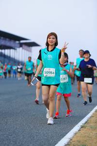 BIB: 50984, 2281
                            <button type="button" onclick="openModal(10491250)" class="btn btn-primary btn-sm float-right btn-popup" data-toggle="modal" data-target=".modal-high-quality">
                        <i class="fas fa-shopping-cart"></i> Add to Cart
                    </button>
                                            <button type="button" onclick="isThisMe(10491250, true)" class="btn btn-success btn-sm float-right btn-popup btn-isme hidden" data-toggle="tooltip" data-placement="bottom" title="นี่คือรูปของคุณใช่ไหม คลิกที่นี่เพื่อเอาเข้าอัลบั้ม">
                        <i class="fas fa-plus"></i> Add to album
                    </button>
                    <button type="button" onclick="isThisMe(10491250, false)" class="btn btn-warning btn-sm float-right btn-popup btn-isnotme hidden">
                        <i class="fas fa-ban"></i> Remove from album
                    </button>