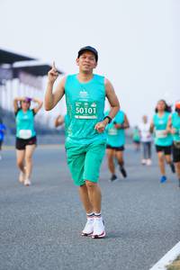 BIB: 50101
                            <button type="button" onclick="openModal(10462650)" class="btn btn-primary btn-sm float-right btn-popup" data-toggle="modal" data-target=".modal-high-quality">
                        <i class="fas fa-shopping-cart"></i> Add to Cart
                    </button>
                                            <button type="button" onclick="isThisMe(10462650, true)" class="btn btn-success btn-sm float-right btn-popup btn-isme hidden" data-toggle="tooltip" data-placement="bottom" title="นี่คือรูปของคุณใช่ไหม คลิกที่นี่เพื่อเอาเข้าอัลบั้ม">
                        <i class="fas fa-plus"></i> Add to album
                    </button>
                    <button type="button" onclick="isThisMe(10462650, false)" class="btn btn-warning btn-sm float-right btn-popup btn-isnotme hidden">
                        <i class="fas fa-ban"></i> Remove from album
                    </button>