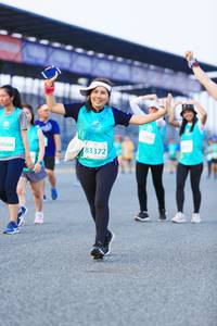 BIB: 50566, 83372
                            <button type="button" onclick="openModal(10490228)" class="btn btn-primary btn-sm float-right btn-popup" data-toggle="modal" data-target=".modal-high-quality">
                        <i class="fas fa-shopping-cart"></i> Add to Cart
                    </button>
                                            <button type="button" onclick="isThisMe(10490228, true)" class="btn btn-success btn-sm float-right btn-popup btn-isme hidden" data-toggle="tooltip" data-placement="bottom" title="นี่คือรูปของคุณใช่ไหม คลิกที่นี่เพื่อเอาเข้าอัลบั้ม">
                        <i class="fas fa-plus"></i> Add to album
                    </button>
                    <button type="button" onclick="isThisMe(10490228, false)" class="btn btn-warning btn-sm float-right btn-popup btn-isnotme hidden">
                        <i class="fas fa-ban"></i> Remove from album
                    </button>