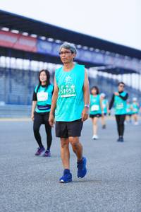 BIB: 51953
                            <button type="button" onclick="openModal(10495032)" class="btn btn-primary btn-sm float-right btn-popup" data-toggle="modal" data-target=".modal-high-quality">
                        <i class="fas fa-shopping-cart"></i> Add to Cart
                    </button>
                                            <button type="button" onclick="isThisMe(10495032, true)" class="btn btn-success btn-sm float-right btn-popup btn-isme hidden" data-toggle="tooltip" data-placement="bottom" title="นี่คือรูปของคุณใช่ไหม คลิกที่นี่เพื่อเอาเข้าอัลบั้ม">
                        <i class="fas fa-plus"></i> Add to album
                    </button>
                    <button type="button" onclick="isThisMe(10495032, false)" class="btn btn-warning btn-sm float-right btn-popup btn-isnotme hidden">
                        <i class="fas fa-ban"></i> Remove from album
                    </button>