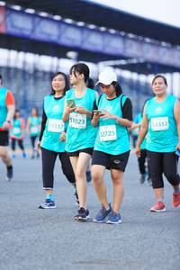 BIB: 51023, 1337, 53312, 527
                            <button type="button" onclick="openModal(10493133)" class="btn btn-primary btn-sm float-right btn-popup" data-toggle="modal" data-target=".modal-high-quality">
                        <i class="fas fa-shopping-cart"></i> Add to Cart
                    </button>
                                            <button type="button" onclick="isThisMe(10493133, true)" class="btn btn-success btn-sm float-right btn-popup btn-isme hidden" data-toggle="tooltip" data-placement="bottom" title="นี่คือรูปของคุณใช่ไหม คลิกที่นี่เพื่อเอาเข้าอัลบั้ม">
                        <i class="fas fa-plus"></i> Add to album
                    </button>
                    <button type="button" onclick="isThisMe(10493133, false)" class="btn btn-warning btn-sm float-right btn-popup btn-isnotme hidden">
                        <i class="fas fa-ban"></i> Remove from album
                    </button>