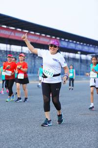 BIB: 50617, 52712
                            <button type="button" onclick="openModal(10495665)" class="btn btn-primary btn-sm float-right btn-popup" data-toggle="modal" data-target=".modal-high-quality">
                        <i class="fas fa-shopping-cart"></i> Add to Cart
                    </button>
                                            <button type="button" onclick="isThisMe(10495665, true)" class="btn btn-success btn-sm float-right btn-popup btn-isme hidden" data-toggle="tooltip" data-placement="bottom" title="นี่คือรูปของคุณใช่ไหม คลิกที่นี่เพื่อเอาเข้าอัลบั้ม">
                        <i class="fas fa-plus"></i> Add to album
                    </button>
                    <button type="button" onclick="isThisMe(10495665, false)" class="btn btn-warning btn-sm float-right btn-popup btn-isnotme hidden">
                        <i class="fas fa-ban"></i> Remove from album
                    </button>