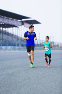 BIB: 506
                            <button type="button" onclick="openModal(10449098)" class="btn btn-primary btn-sm float-right btn-popup" data-toggle="modal" data-target=".modal-high-quality">
                        <i class="fas fa-shopping-cart"></i> Add to Cart
                    </button>
                                            <button type="button" onclick="isThisMe(10449098, true)" class="btn btn-success btn-sm float-right btn-popup btn-isme hidden" data-toggle="tooltip" data-placement="bottom" title="นี่คือรูปของคุณใช่ไหม คลิกที่นี่เพื่อเอาเข้าอัลบั้ม">
                        <i class="fas fa-plus"></i> Add to album
                    </button>
                    <button type="button" onclick="isThisMe(10449098, false)" class="btn btn-warning btn-sm float-right btn-popup btn-isnotme hidden">
                        <i class="fas fa-ban"></i> Remove from album
                    </button>