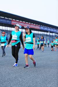 BIB: 53034, 52405
                            <button type="button" onclick="openModal(10497966)" class="btn btn-primary btn-sm float-right btn-popup" data-toggle="modal" data-target=".modal-high-quality">
                        <i class="fas fa-shopping-cart"></i> Add to Cart
                    </button>
                                            <button type="button" onclick="isThisMe(10497966, true)" class="btn btn-success btn-sm float-right btn-popup btn-isme hidden" data-toggle="tooltip" data-placement="bottom" title="นี่คือรูปของคุณใช่ไหม คลิกที่นี่เพื่อเอาเข้าอัลบั้ม">
                        <i class="fas fa-plus"></i> Add to album
                    </button>
                    <button type="button" onclick="isThisMe(10497966, false)" class="btn btn-warning btn-sm float-right btn-popup btn-isnotme hidden">
                        <i class="fas fa-ban"></i> Remove from album
                    </button>