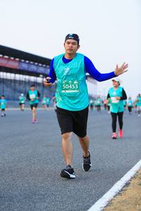 BIB: 50453
                            <button type="button" onclick="openModal(10490000)" class="btn btn-primary btn-sm float-right btn-popup" data-toggle="modal" data-target=".modal-high-quality">
                        <i class="fas fa-shopping-cart"></i> Add to Cart
                    </button>
                                            <button type="button" onclick="isThisMe(10490000, true)" class="btn btn-success btn-sm float-right btn-popup btn-isme hidden" data-toggle="tooltip" data-placement="bottom" title="นี่คือรูปของคุณใช่ไหม คลิกที่นี่เพื่อเอาเข้าอัลบั้ม">
                        <i class="fas fa-plus"></i> Add to album
                    </button>
                    <button type="button" onclick="isThisMe(10490000, false)" class="btn btn-warning btn-sm float-right btn-popup btn-isnotme hidden">
                        <i class="fas fa-ban"></i> Remove from album
                    </button>