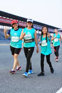 BIB: 52294, 52757, 52227
                            <button type="button" onclick="openModal(10485509)" class="btn btn-primary btn-sm float-right btn-popup" data-toggle="modal" data-target=".modal-high-quality">
                        <i class="fas fa-shopping-cart"></i> Add to Cart
                    </button>
                                            <button type="button" onclick="isThisMe(10485509, true)" class="btn btn-success btn-sm float-right btn-popup btn-isme hidden" data-toggle="tooltip" data-placement="bottom" title="นี่คือรูปของคุณใช่ไหม คลิกที่นี่เพื่อเอาเข้าอัลบั้ม">
                        <i class="fas fa-plus"></i> Add to album
                    </button>
                    <button type="button" onclick="isThisMe(10485509, false)" class="btn btn-warning btn-sm float-right btn-popup btn-isnotme hidden">
                        <i class="fas fa-ban"></i> Remove from album
                    </button>