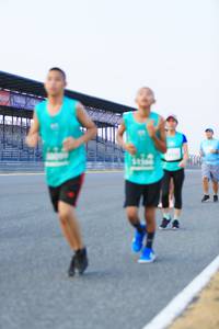 BIB: 1500
                            <button type="button" onclick="openModal(10452075)" class="btn btn-primary btn-sm float-right btn-popup" data-toggle="modal" data-target=".modal-high-quality">
                        <i class="fas fa-shopping-cart"></i> Add to Cart
                    </button>
                                            <button type="button" onclick="isThisMe(10452075, true)" class="btn btn-success btn-sm float-right btn-popup btn-isme hidden" data-toggle="tooltip" data-placement="bottom" title="นี่คือรูปของคุณใช่ไหม คลิกที่นี่เพื่อเอาเข้าอัลบั้ม">
                        <i class="fas fa-plus"></i> Add to album
                    </button>
                    <button type="button" onclick="isThisMe(10452075, false)" class="btn btn-warning btn-sm float-right btn-popup btn-isnotme hidden">
                        <i class="fas fa-ban"></i> Remove from album
                    </button>