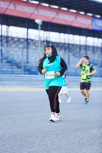 BIB: 1354
                            <button type="button" onclick="openModal(10495903)" class="btn btn-primary btn-sm float-right btn-popup" data-toggle="modal" data-target=".modal-high-quality">
                        <i class="fas fa-shopping-cart"></i> Add to Cart
                    </button>
                                            <button type="button" onclick="isThisMe(10495903, true)" class="btn btn-success btn-sm float-right btn-popup btn-isme hidden" data-toggle="tooltip" data-placement="bottom" title="นี่คือรูปของคุณใช่ไหม คลิกที่นี่เพื่อเอาเข้าอัลบั้ม">
                        <i class="fas fa-plus"></i> Add to album
                    </button>
                    <button type="button" onclick="isThisMe(10495903, false)" class="btn btn-warning btn-sm float-right btn-popup btn-isnotme hidden">
                        <i class="fas fa-ban"></i> Remove from album
                    </button>