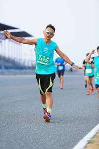 BIB: 51926
                            <button type="button" onclick="openModal(10452496)" class="btn btn-primary btn-sm float-right btn-popup" data-toggle="modal" data-target=".modal-high-quality">
                        <i class="fas fa-shopping-cart"></i> Add to Cart
                    </button>
                                            <button type="button" onclick="isThisMe(10452496, true)" class="btn btn-success btn-sm float-right btn-popup btn-isme hidden" data-toggle="tooltip" data-placement="bottom" title="นี่คือรูปของคุณใช่ไหม คลิกที่นี่เพื่อเอาเข้าอัลบั้ม">
                        <i class="fas fa-plus"></i> Add to album
                    </button>
                    <button type="button" onclick="isThisMe(10452496, false)" class="btn btn-warning btn-sm float-right btn-popup btn-isnotme hidden">
                        <i class="fas fa-ban"></i> Remove from album
                    </button>