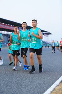 BIB: 51696, 52002, 518, 515
                            <button type="button" onclick="openModal(10493513)" class="btn btn-primary btn-sm float-right btn-popup" data-toggle="modal" data-target=".modal-high-quality">
                        <i class="fas fa-shopping-cart"></i> Add to Cart
                    </button>
                                            <button type="button" onclick="isThisMe(10493513, true)" class="btn btn-success btn-sm float-right btn-popup btn-isme hidden" data-toggle="tooltip" data-placement="bottom" title="นี่คือรูปของคุณใช่ไหม คลิกที่นี่เพื่อเอาเข้าอัลบั้ม">
                        <i class="fas fa-plus"></i> Add to album
                    </button>
                    <button type="button" onclick="isThisMe(10493513, false)" class="btn btn-warning btn-sm float-right btn-popup btn-isnotme hidden">
                        <i class="fas fa-ban"></i> Remove from album
                    </button>