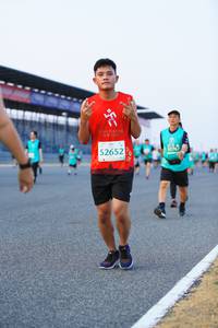 BIB: 52652, 176
                            <button type="button" onclick="openModal(10489962)" class="btn btn-primary btn-sm float-right btn-popup" data-toggle="modal" data-target=".modal-high-quality">
                        <i class="fas fa-shopping-cart"></i> Add to Cart
                    </button>
                                            <button type="button" onclick="isThisMe(10489962, true)" class="btn btn-success btn-sm float-right btn-popup btn-isme hidden" data-toggle="tooltip" data-placement="bottom" title="นี่คือรูปของคุณใช่ไหม คลิกที่นี่เพื่อเอาเข้าอัลบั้ม">
                        <i class="fas fa-plus"></i> Add to album
                    </button>
                    <button type="button" onclick="isThisMe(10489962, false)" class="btn btn-warning btn-sm float-right btn-popup btn-isnotme hidden">
                        <i class="fas fa-ban"></i> Remove from album
                    </button>