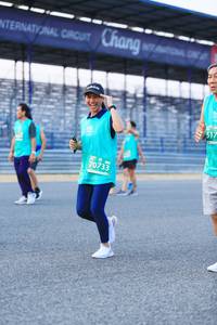 BIB: 517, 70733
                            <button type="button" onclick="openModal(10492918)" class="btn btn-primary btn-sm float-right btn-popup" data-toggle="modal" data-target=".modal-high-quality">
                        <i class="fas fa-shopping-cart"></i> Add to Cart
                    </button>
                                            <button type="button" onclick="isThisMe(10492918, true)" class="btn btn-success btn-sm float-right btn-popup btn-isme hidden" data-toggle="tooltip" data-placement="bottom" title="นี่คือรูปของคุณใช่ไหม คลิกที่นี่เพื่อเอาเข้าอัลบั้ม">
                        <i class="fas fa-plus"></i> Add to album
                    </button>
                    <button type="button" onclick="isThisMe(10492918, false)" class="btn btn-warning btn-sm float-right btn-popup btn-isnotme hidden">
                        <i class="fas fa-ban"></i> Remove from album
                    </button>