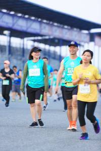 BIB: 517, 2475
                            <button type="button" onclick="openModal(10492738)" class="btn btn-primary btn-sm float-right btn-popup" data-toggle="modal" data-target=".modal-high-quality">
                        <i class="fas fa-shopping-cart"></i> Add to Cart
                    </button>
                                            <button type="button" onclick="isThisMe(10492738, true)" class="btn btn-success btn-sm float-right btn-popup btn-isme hidden" data-toggle="tooltip" data-placement="bottom" title="นี่คือรูปของคุณใช่ไหม คลิกที่นี่เพื่อเอาเข้าอัลบั้ม">
                        <i class="fas fa-plus"></i> Add to album
                    </button>
                    <button type="button" onclick="isThisMe(10492738, false)" class="btn btn-warning btn-sm float-right btn-popup btn-isnotme hidden">
                        <i class="fas fa-ban"></i> Remove from album
                    </button>