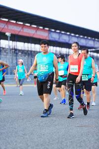 BIB: 50836, 50297, 0162
                            <button type="button" onclick="openModal(10489228)" class="btn btn-primary btn-sm float-right btn-popup" data-toggle="modal" data-target=".modal-high-quality">
                        <i class="fas fa-shopping-cart"></i> Add to Cart
                    </button>
                                            <button type="button" onclick="isThisMe(10489228, true)" class="btn btn-success btn-sm float-right btn-popup btn-isme hidden" data-toggle="tooltip" data-placement="bottom" title="นี่คือรูปของคุณใช่ไหม คลิกที่นี่เพื่อเอาเข้าอัลบั้ม">
                        <i class="fas fa-plus"></i> Add to album
                    </button>
                    <button type="button" onclick="isThisMe(10489228, false)" class="btn btn-warning btn-sm float-right btn-popup btn-isnotme hidden">
                        <i class="fas fa-ban"></i> Remove from album
                    </button>