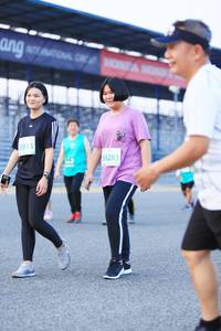 BIB: 51013, 1283
                            <button type="button" onclick="openModal(10495629)" class="btn btn-primary btn-sm float-right btn-popup" data-toggle="modal" data-target=".modal-high-quality">
                        <i class="fas fa-shopping-cart"></i> Add to Cart
                    </button>
                                            <button type="button" onclick="isThisMe(10495629, true)" class="btn btn-success btn-sm float-right btn-popup btn-isme hidden" data-toggle="tooltip" data-placement="bottom" title="นี่คือรูปของคุณใช่ไหม คลิกที่นี่เพื่อเอาเข้าอัลบั้ม">
                        <i class="fas fa-plus"></i> Add to album
                    </button>
                    <button type="button" onclick="isThisMe(10495629, false)" class="btn btn-warning btn-sm float-right btn-popup btn-isnotme hidden">
                        <i class="fas fa-ban"></i> Remove from album
                    </button>