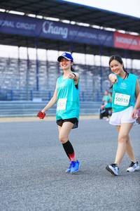 BIB: 50918, 1320
                            <button type="button" onclick="openModal(10489079)" class="btn btn-primary btn-sm float-right btn-popup" data-toggle="modal" data-target=".modal-high-quality">
                        <i class="fas fa-shopping-cart"></i> Add to Cart
                    </button>
                                            <button type="button" onclick="isThisMe(10489079, true)" class="btn btn-success btn-sm float-right btn-popup btn-isme hidden" data-toggle="tooltip" data-placement="bottom" title="นี่คือรูปของคุณใช่ไหม คลิกที่นี่เพื่อเอาเข้าอัลบั้ม">
                        <i class="fas fa-plus"></i> Add to album
                    </button>
                    <button type="button" onclick="isThisMe(10489079, false)" class="btn btn-warning btn-sm float-right btn-popup btn-isnotme hidden">
                        <i class="fas fa-ban"></i> Remove from album
                    </button>