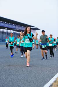 BIB: 2523, 50112
                            <button type="button" onclick="openModal(10491022)" class="btn btn-primary btn-sm float-right btn-popup" data-toggle="modal" data-target=".modal-high-quality">
                        <i class="fas fa-shopping-cart"></i> Add to Cart
                    </button>
                                            <button type="button" onclick="isThisMe(10491022, true)" class="btn btn-success btn-sm float-right btn-popup btn-isme hidden" data-toggle="tooltip" data-placement="bottom" title="นี่คือรูปของคุณใช่ไหม คลิกที่นี่เพื่อเอาเข้าอัลบั้ม">
                        <i class="fas fa-plus"></i> Add to album
                    </button>
                    <button type="button" onclick="isThisMe(10491022, false)" class="btn btn-warning btn-sm float-right btn-popup btn-isnotme hidden">
                        <i class="fas fa-ban"></i> Remove from album
                    </button>